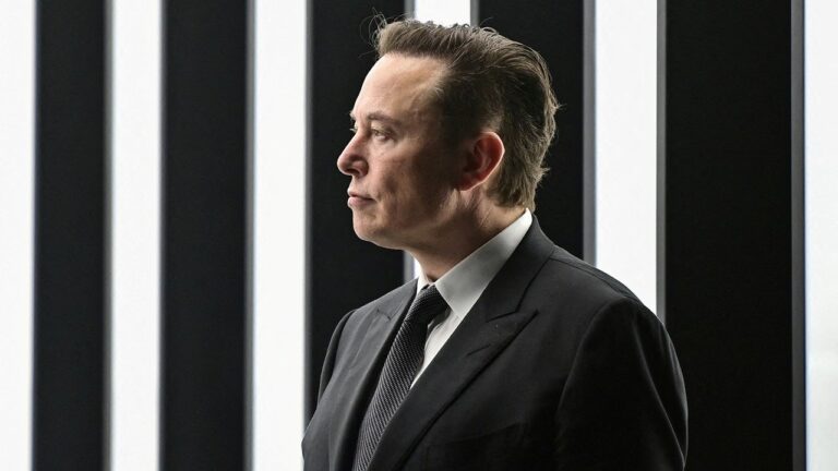 Les États-Unis enquêtent sur Elon Musk pour son « jeu » dans l&rsquo;achat de Twitter