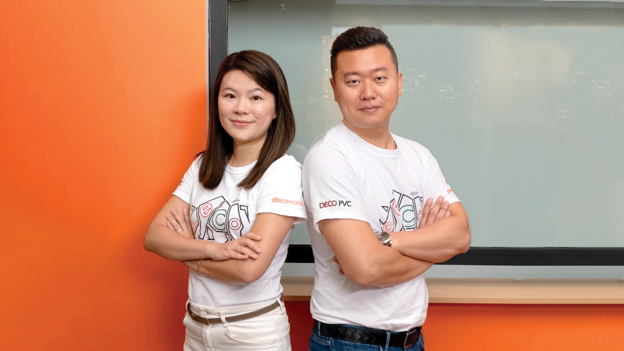 Elysia Liu et Johnny Lee, fondateurs de DECOPVC.
