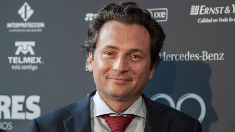 Emilio Lozoya est autorisé à faire face aux accusations de corruption d&rsquo;Odebrecht en dehors de la prison