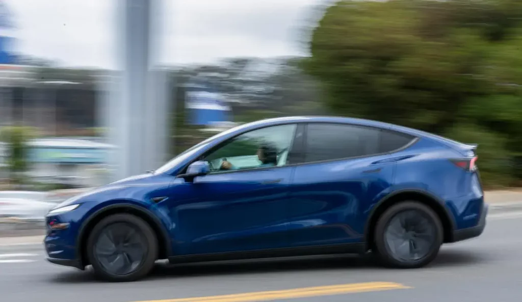 Tesla-Rivian