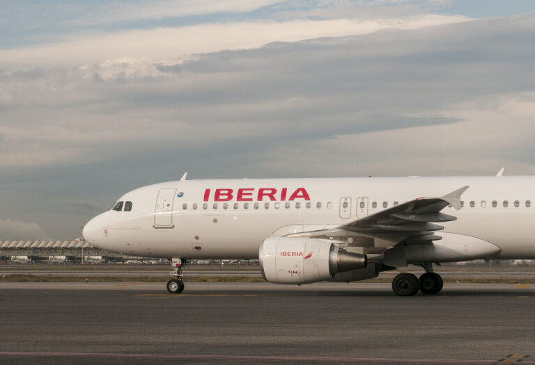 Iberia reçoit une communication officielle concernant le retrait de la licence pour voler vers le Venezuela