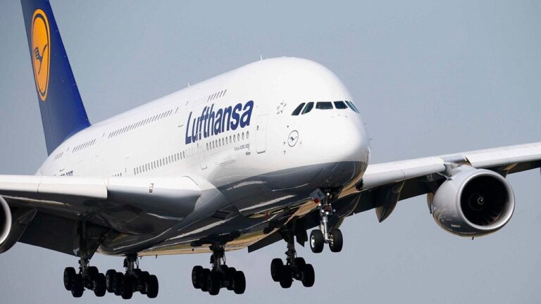 Lufthansa allemande fait face à son passé nazi à l'heure de ses 100 ans