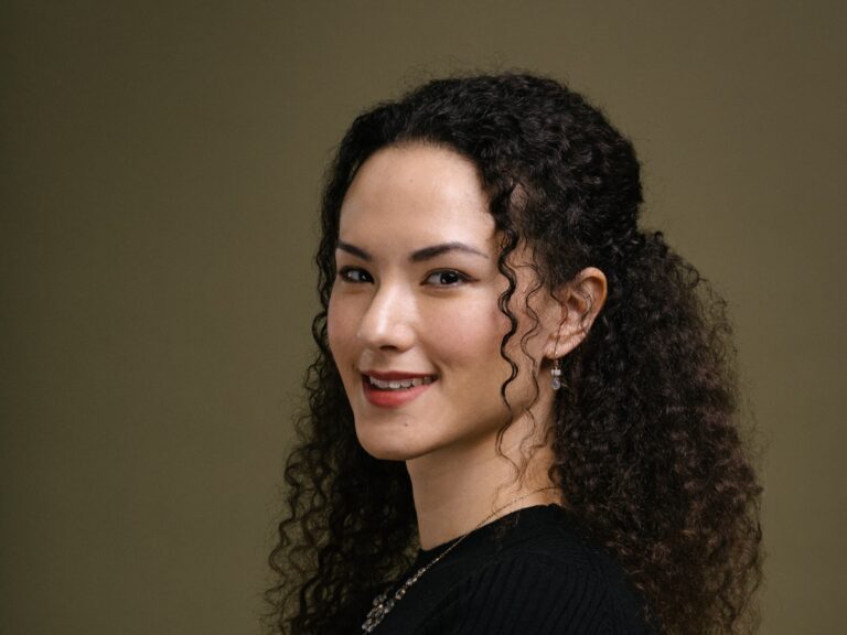 Jay Graber quitte son poste de PDG de Bluesky et Toni Schneider est nommé par intérim