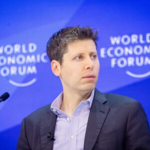 OpenAI va doubler ses effectifs d'ici la fin de l'année, rapporte le FT