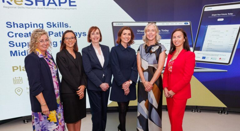 TUS lance une plateforme numérique basée sur l'IA pour les professionnels et les employeurs