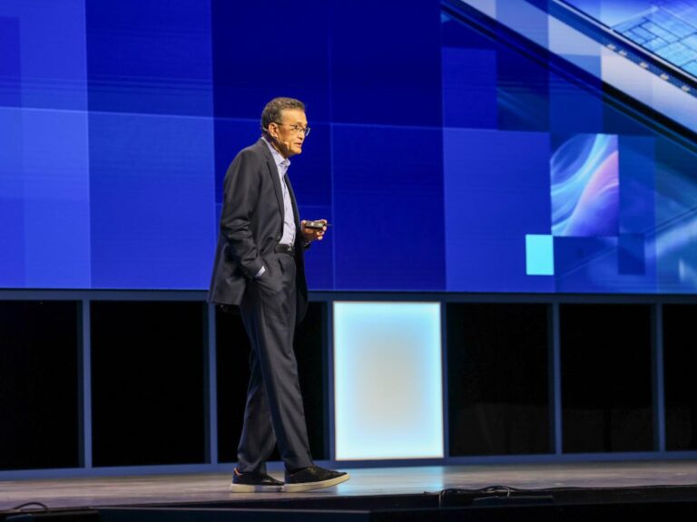 Les actions d'Intel montent en flèche alors que les résultats du premier trimestre annoncent un avenir meilleur