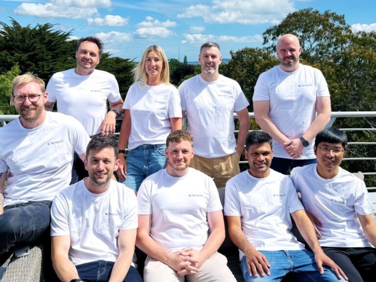 TensorX de Dublin s'associe à Solstice pour une IA européenne souveraine