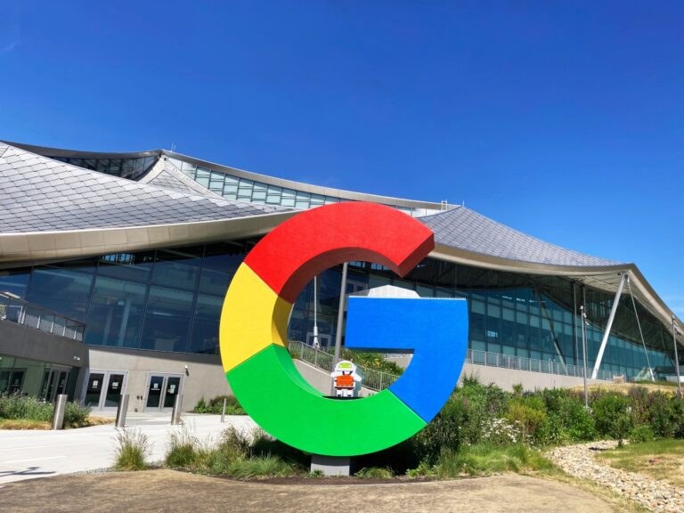 Des milliers d'employés de Google signent une pétition demandant des protections contre les licenciements