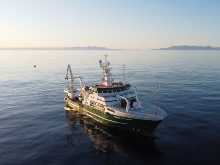 Des scientifiques embarquent sur le RV Celtic Explorer pour suivre les changements océaniques
