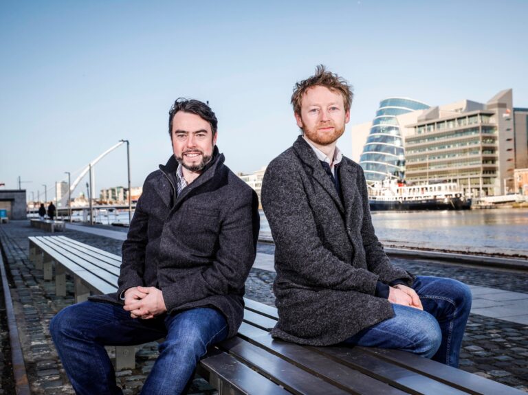 Everhaze de Dublin obtient 450 000 € alors que Lú, assistant en relations publiques en IA, se lance au Royaume-Uni