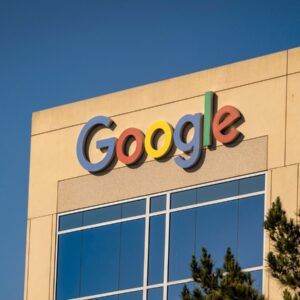 L'UE inflige une amende de 890 millions d'euros à Google pour ses pratiques de recherche et de magasin d'applications