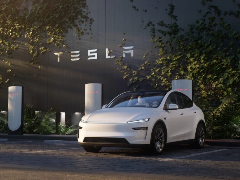 Les actions de Tesla chutent après que l'entreprise n'ait pas répondu aux attentes des analystes du deuxième trimestre
