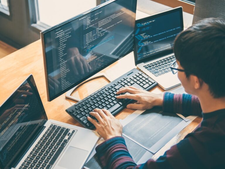 CodeRabbit, soutenu par Nvidia, évalué à 1,5 milliard de dollars après un cycle de financement de 143 millions de dollars