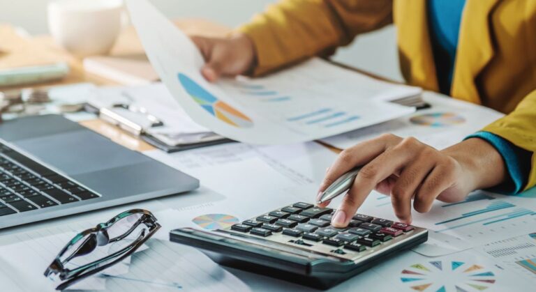 Comment les emplois dans la finance creusent-ils les inégalités de revenus dans les villes du monde entier ?