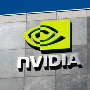 Rapports : Nvidia va utiliser un accord Poolside de 6 milliards de dollars pour construire des modèles à poids ouvert