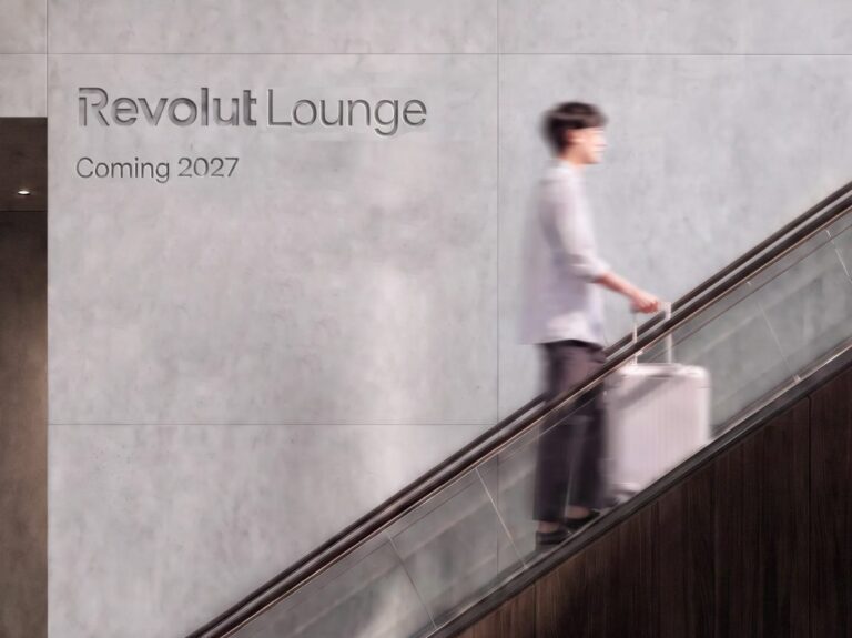 Revolut parie sur les salons d'aéroport alors que certains avantages premium de WeWork sont réduits