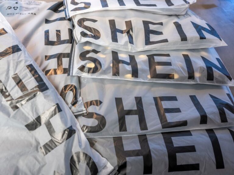 Shein valorisé 26 milliards de dollars lors de son introduction en bourse à un quart de son pic