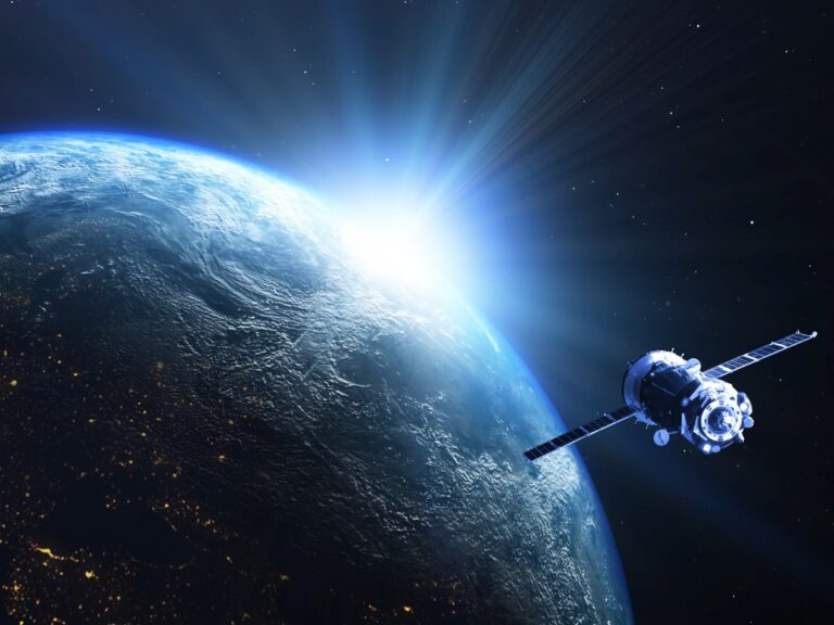 Google prévoit le lancement d'un satellite pour tester le calcul de l'IA dans l'espace