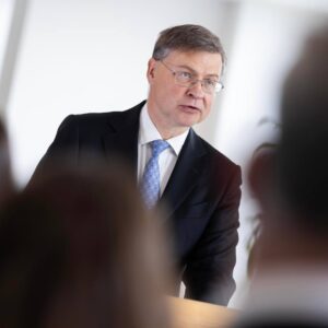 L'Interview : L'euro numérique offrira une « confidentialité semblable à celle des espèces », déclare Dombrovskis