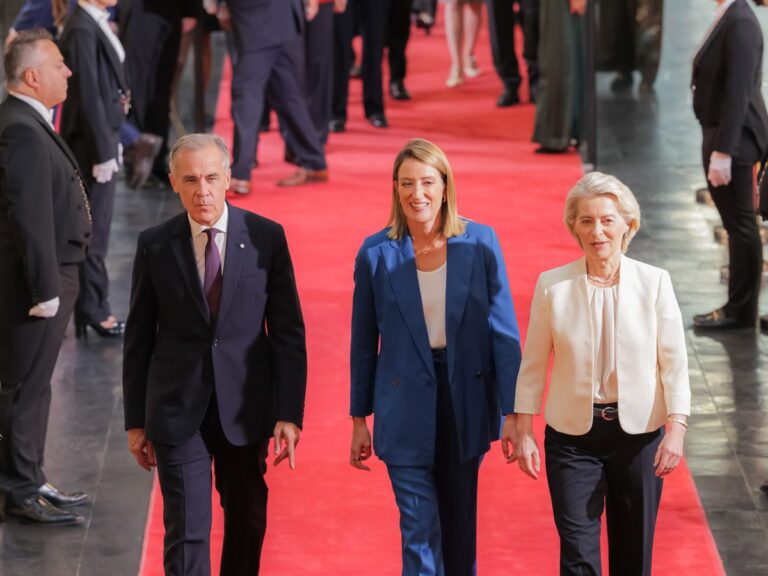 « Nous décidons de nos règles » : la loi européenne sur les enfants interdit les réseaux sociaux aux moins de 13 ans