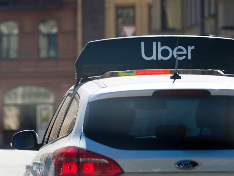 Uber supprime 3 300 emplois pour simplifier ses opérations et augmenter sa productivité