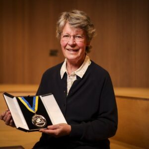 L'astrophysicien Jocelyn Bell Burnell reçoit la médaille UCD Ulysses