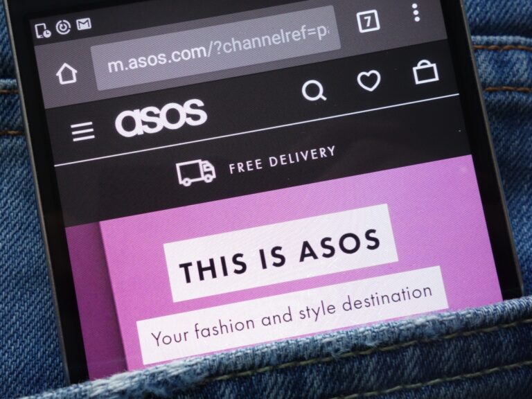 Les clients ASOS reçoivent un message de menace prétendant avoir été piraté